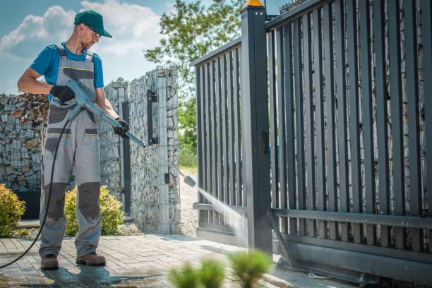 Best Sign and Awning Cleaning  in Kensington, CT